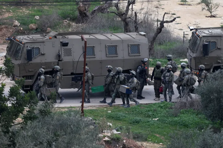 إسرائيل تعلن عن مناورات عسكرية بالضفة والجولان والبحر الميت