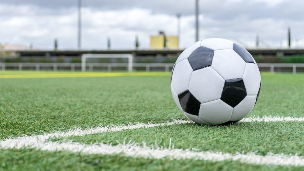 كرة قدم 4 مباريات في دوري المحترفين الجمعة