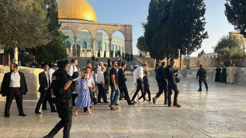 القدس المحتلة 189 مستوطنا يقتحمون المسجد الأقصى