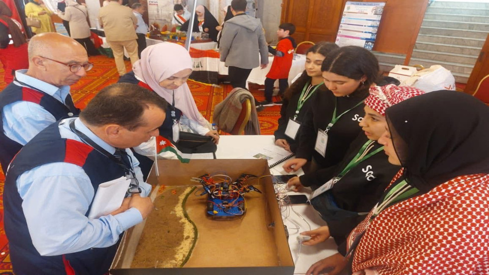وزارة التربية وزير التربية يشيد بمشاركة المدارس بالبطولة العربية الـ16 للروبوت بتونس