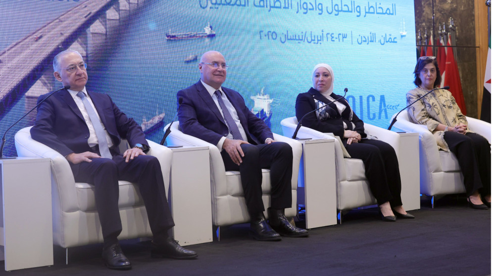 وزيرة النقل: محاربة الفساد في قطاع النقل شرط أساسي لضمان الكفاءة والسلامة