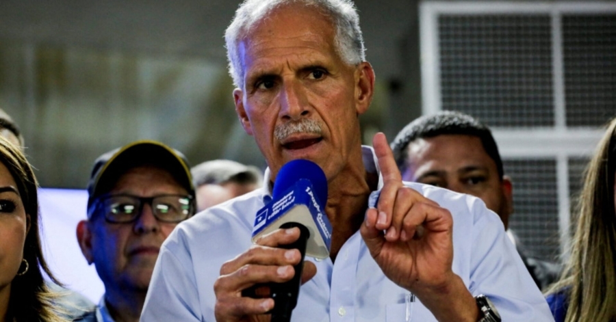 عصفورة رئيسا لـ هندوراس.. ماذا نعرف عنه؟