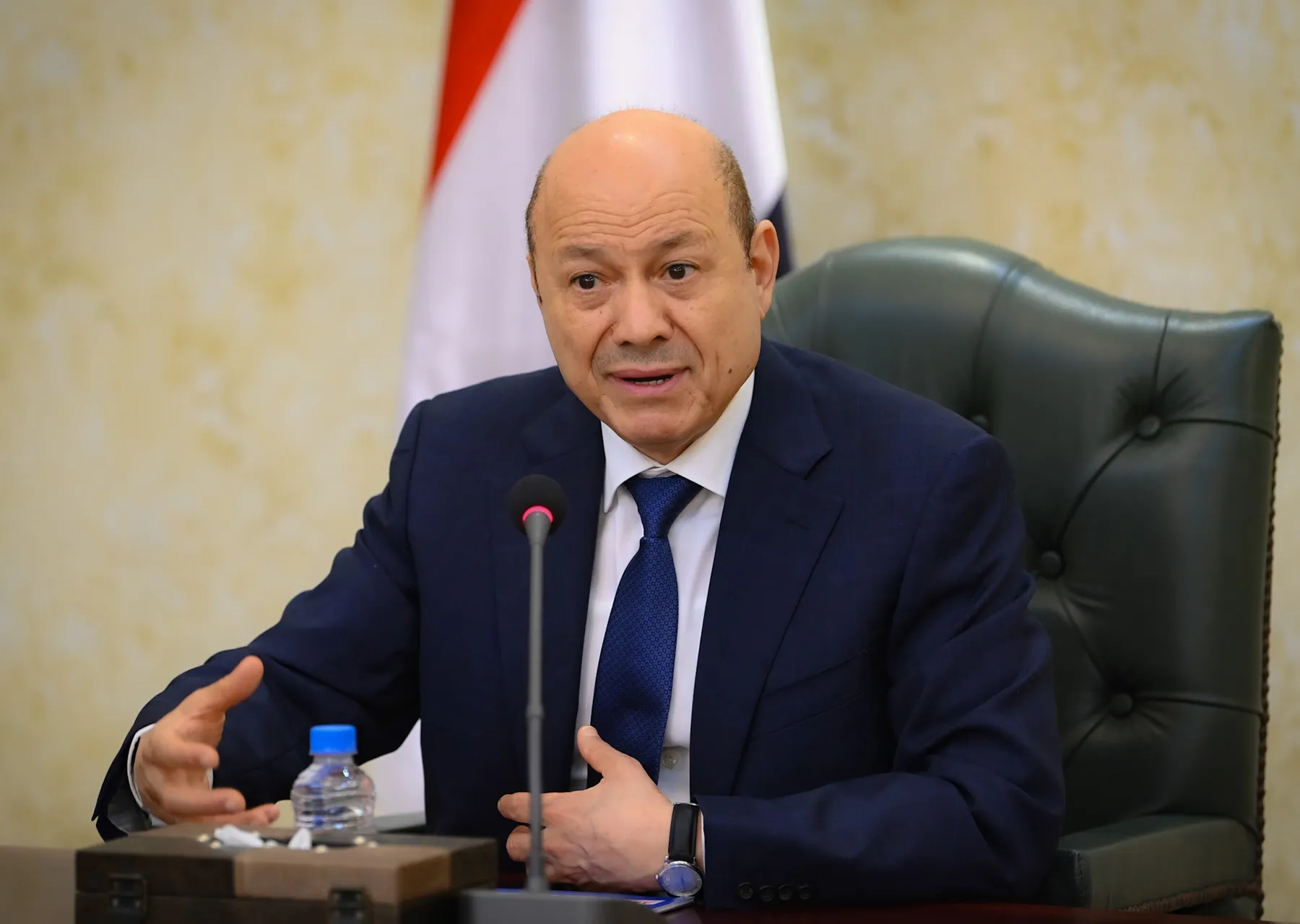 الرئاسي اليمني يُلغي اتفاقية الدفاع مع الإمارات ويطلب مغادرتها البلاد خلال 24 ساعة